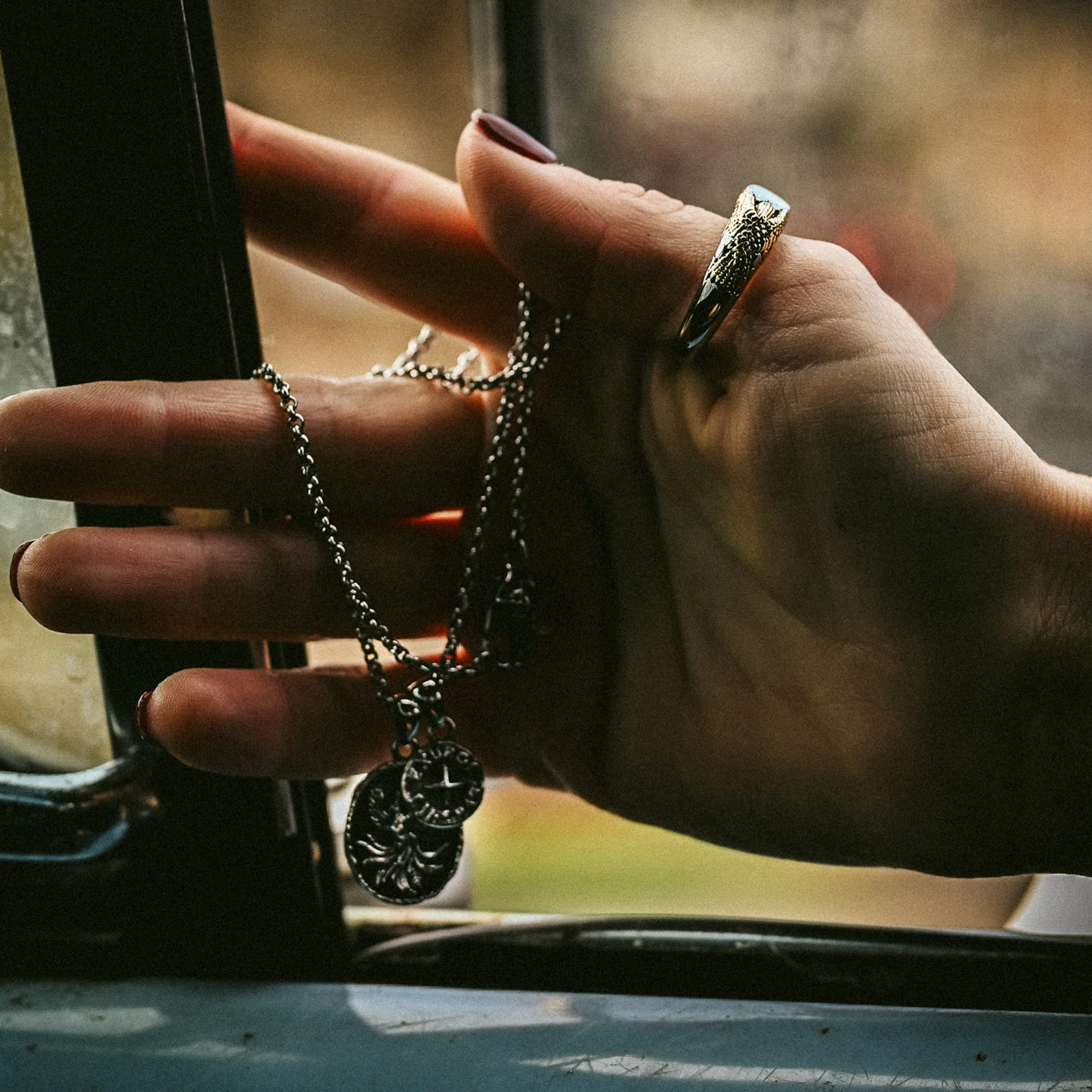 Bad Omen - Image 8