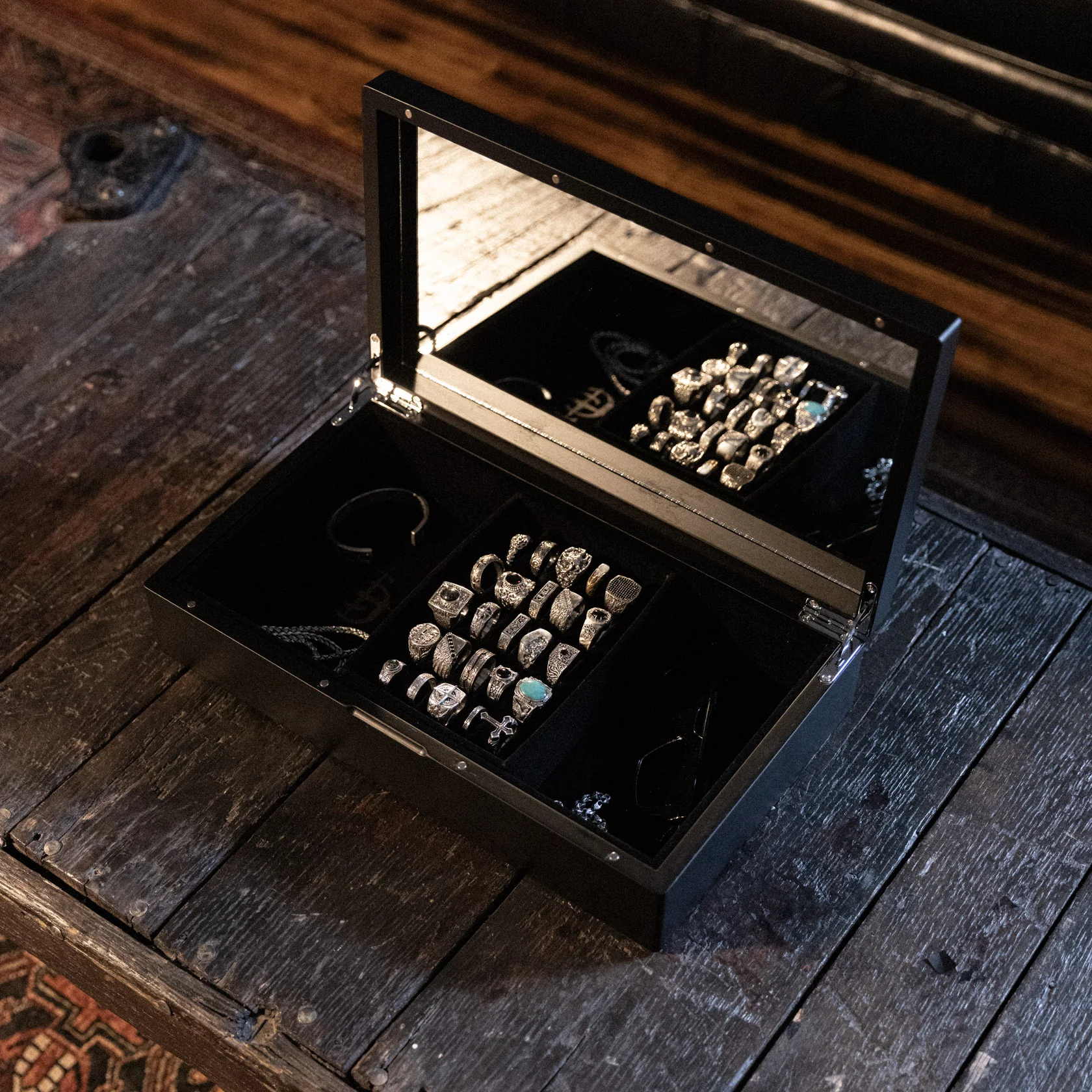 Reliquary x Black - Image 11