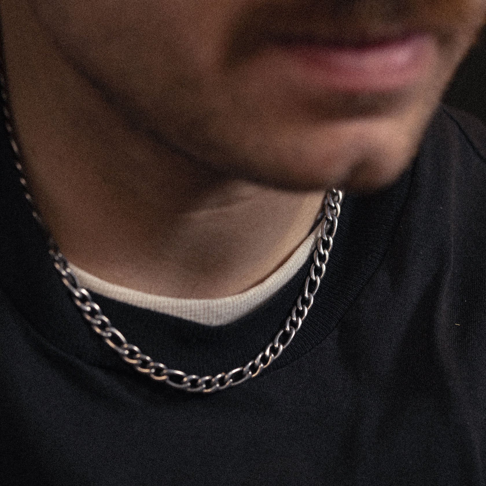 Figaro Chain x 6.2mm x Antiqued - Image 6