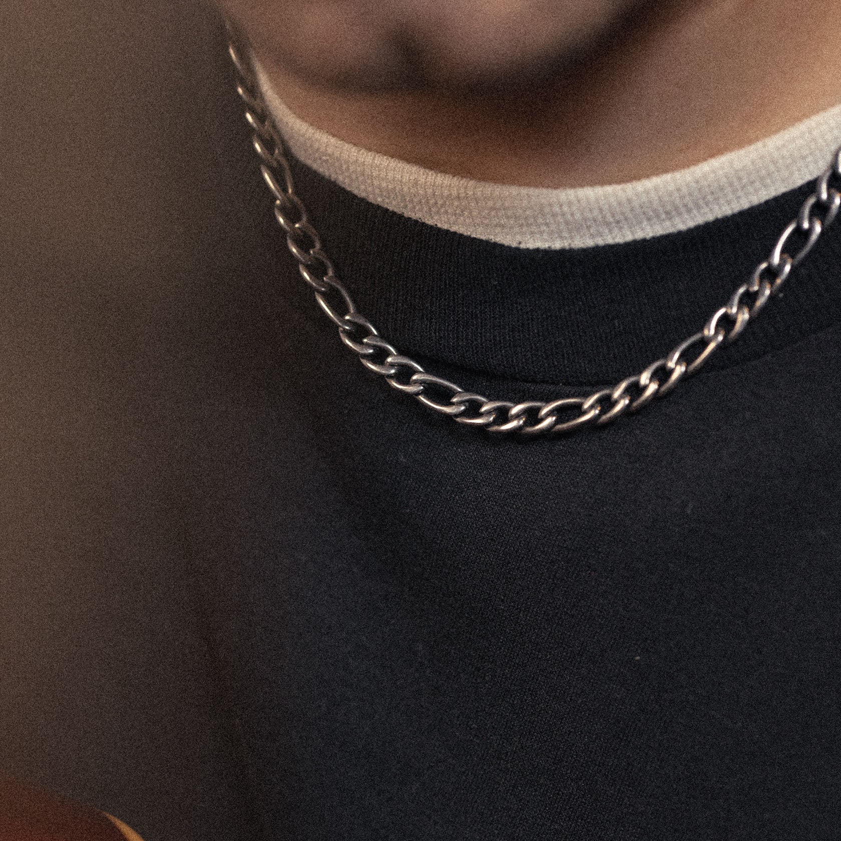Figaro Chain x 6.2mm x Antiqued - Image 7